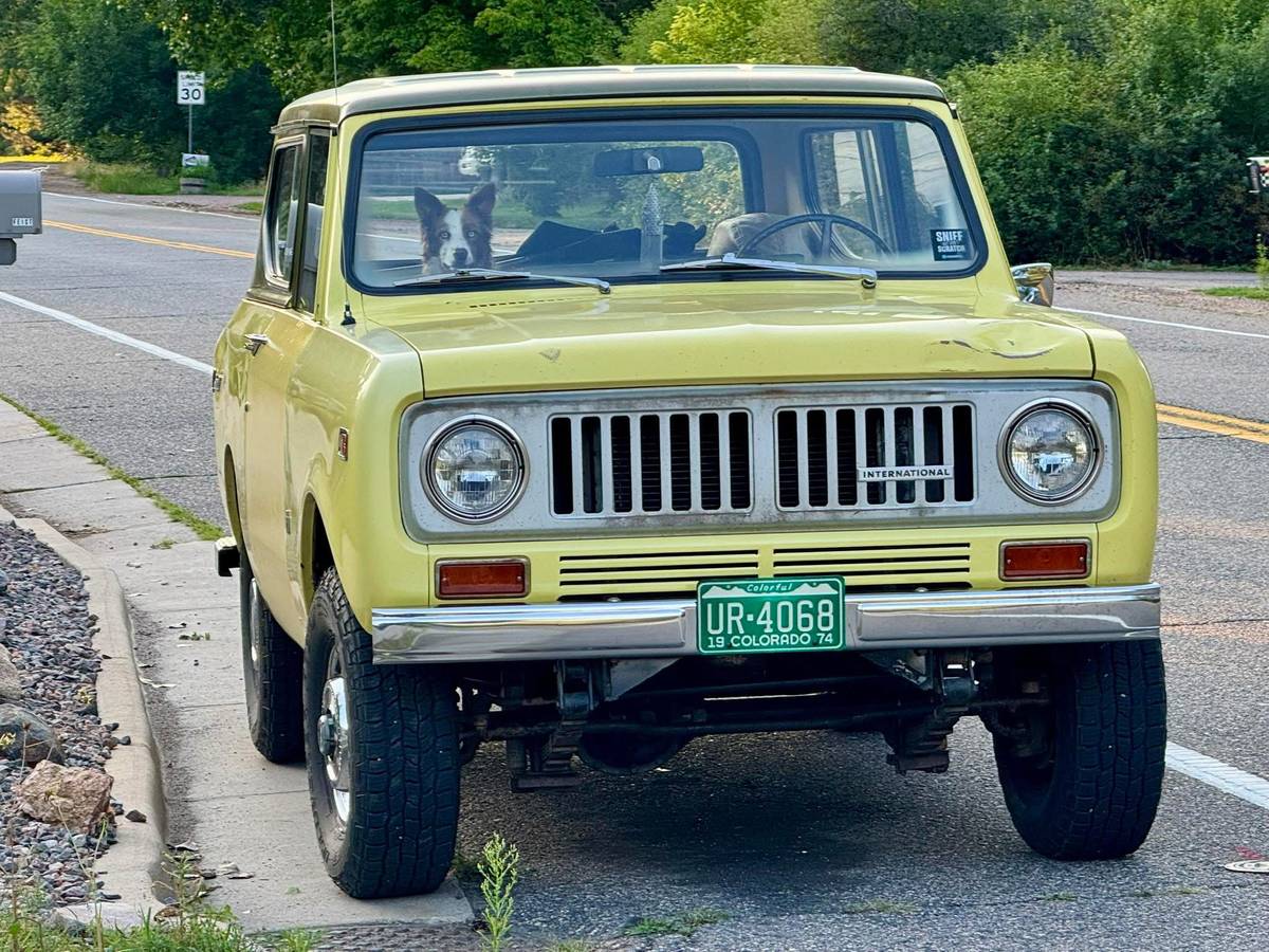 International-scout-ii-1974-yellow-16