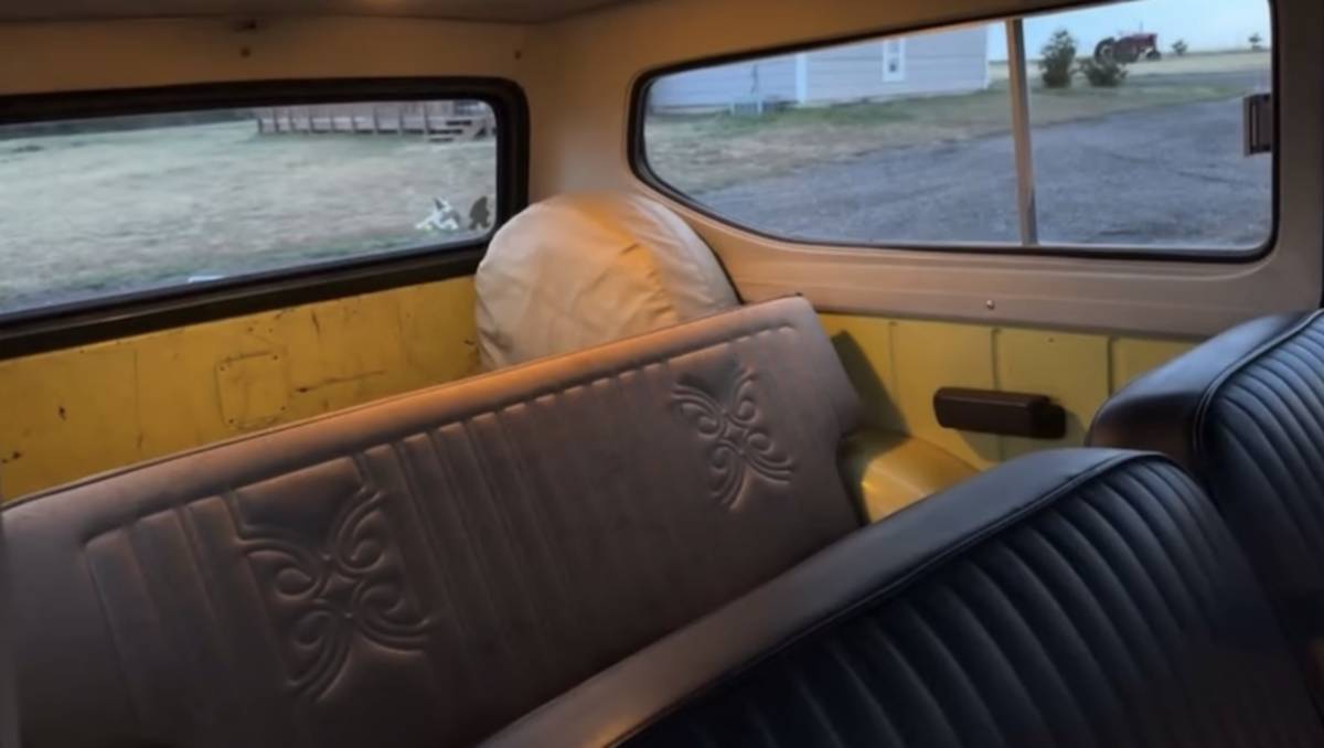 International-scout-ii-1974-yellow-3