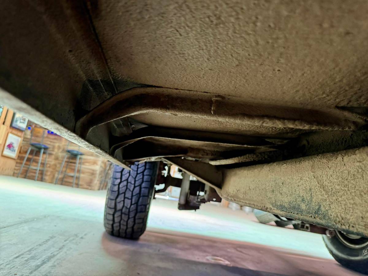 International-scout-ii-1974-yellow-9