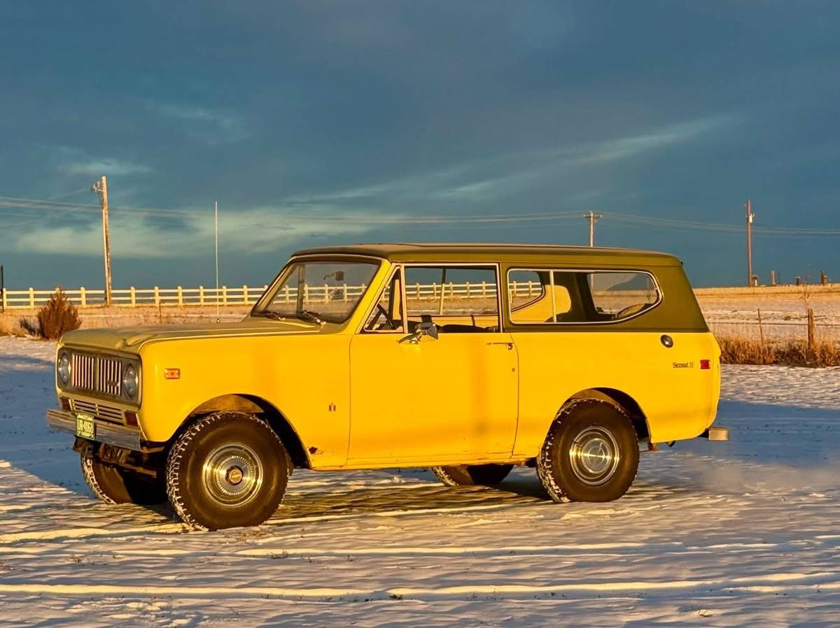 International-scout-ii-1974-yellow