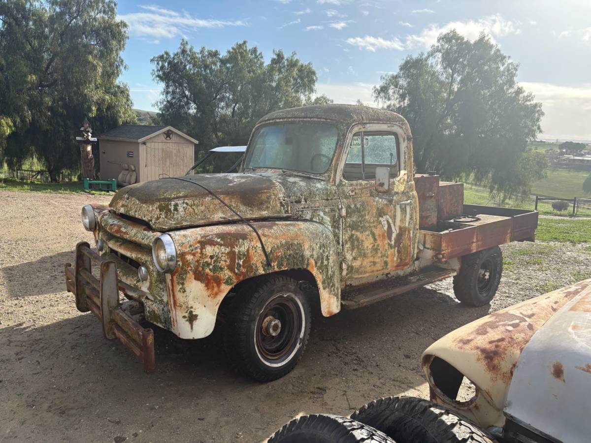 International-t125-1956