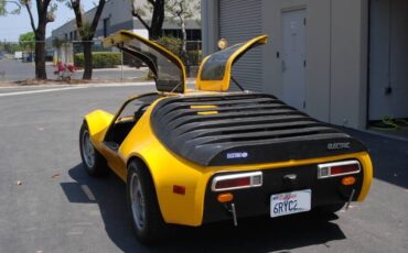 Invader-electric-1965-yellow-2