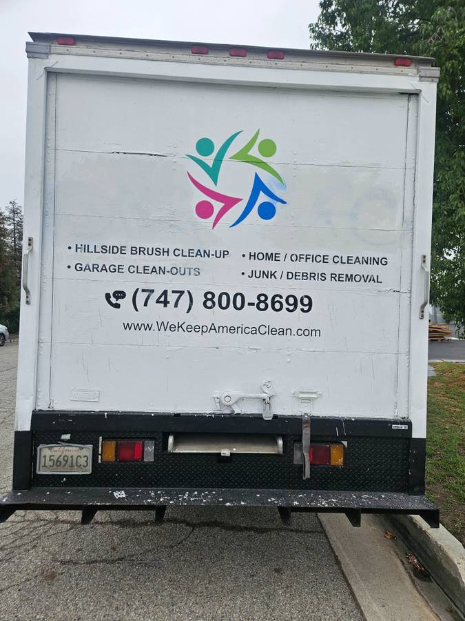 Isuzu-npr-diesel-1992-white-5