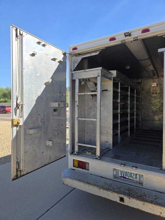 Isuzu-npr-truck-with-utility-bed-1995-white-4