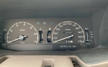 Isuzu-pickup-1991-grey-8