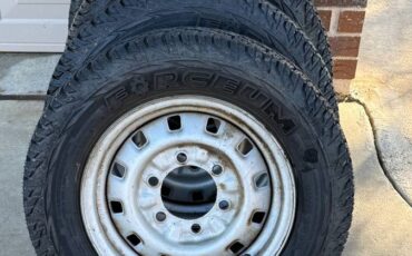 Isuzu-pickup-1993-red-5