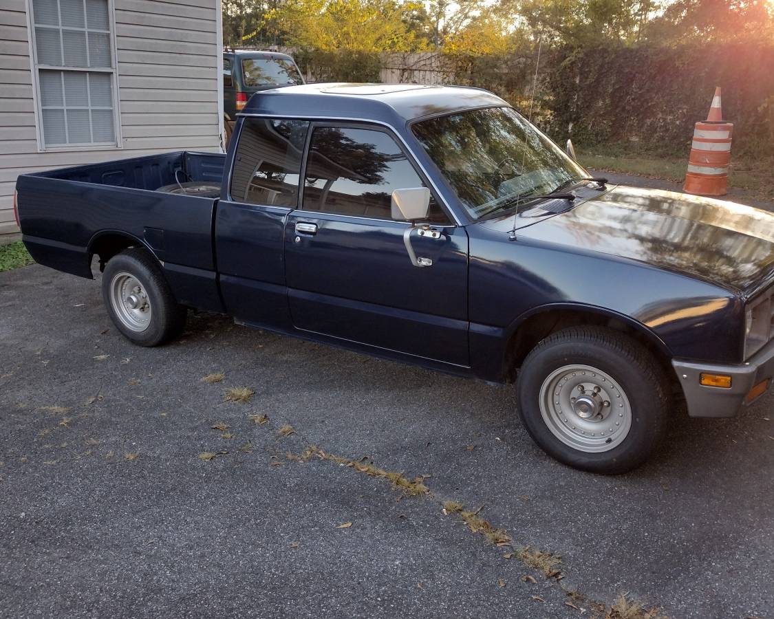 Isuzu-pup-1986-blue-3