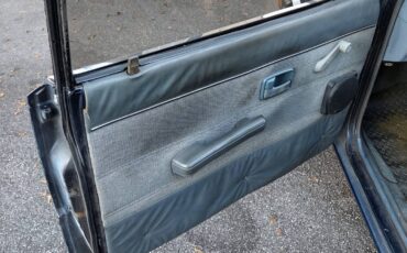 Isuzu-pup-1986-blue-5