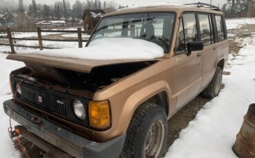 Isuzu-trooper-1986-brown