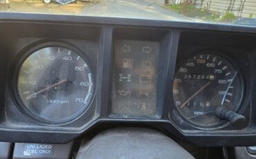 Isuzu-trooper-1986-red-9