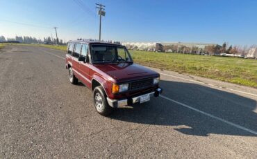 Isuzu-trooper-1988-14