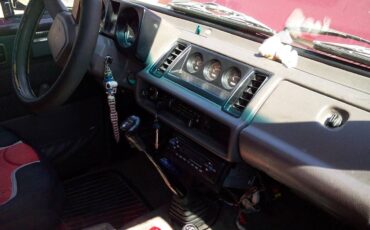 Isuzu-trooper-1989-purple-1