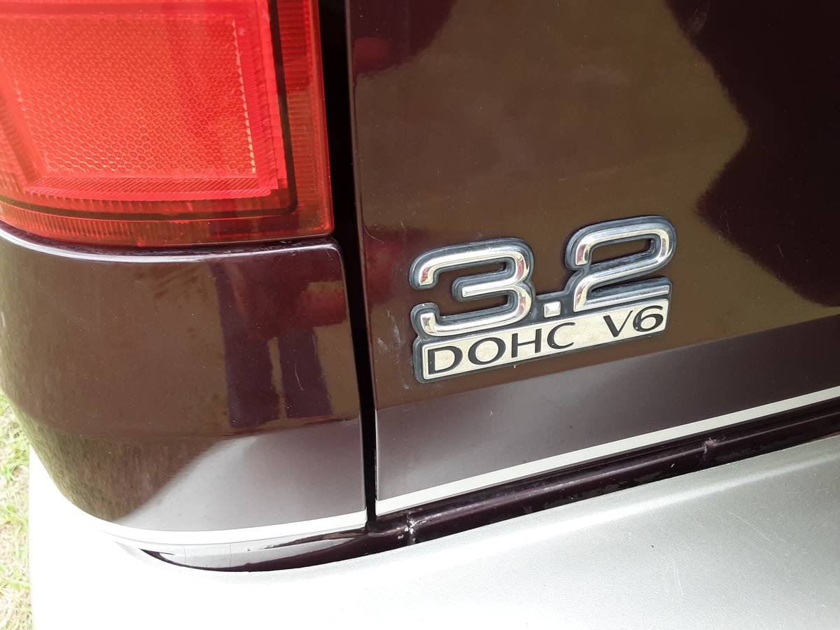 Isuzu-trooper-4x4-1992-purple-14