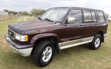 Isuzu-trooper-4x4-1992-purple