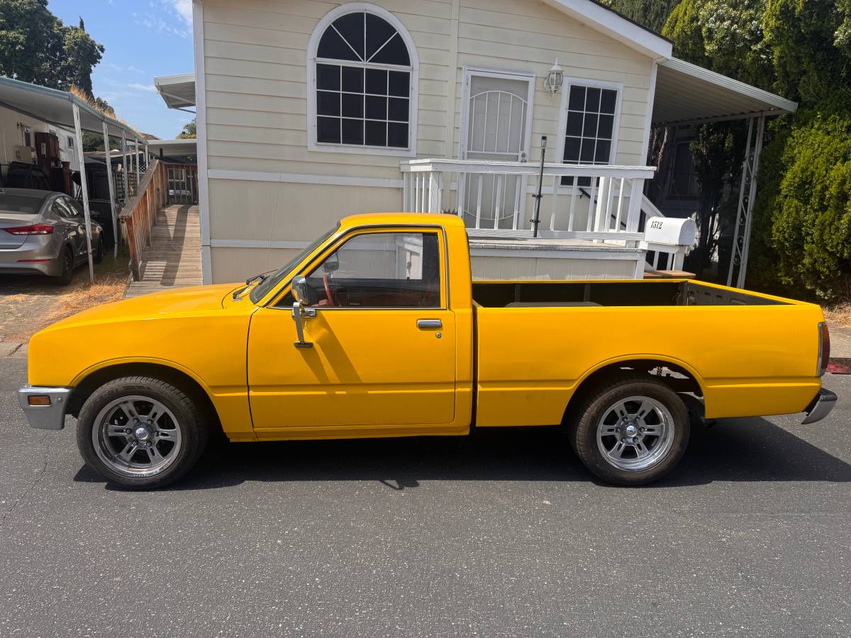 Isuzu-truck-diesel-1981-4