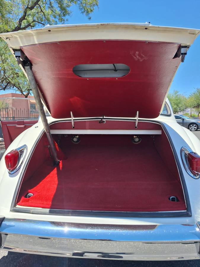 Jaguar-1958-white-17