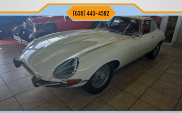 Jaguar-E-Type-1964-Coupe