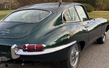 Jaguar-E-Type-1965-COUPE-27