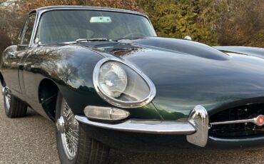 Jaguar-E-Type-1965-COUPE-29