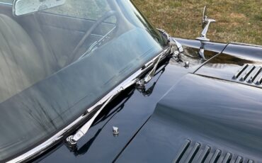 Jaguar-E-Type-1965-COUPE-39