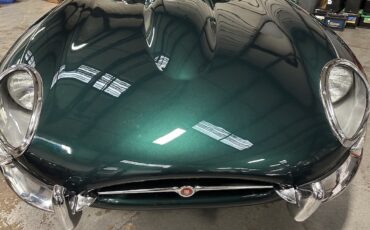 Jaguar-E-Type-1965-COUPE-8