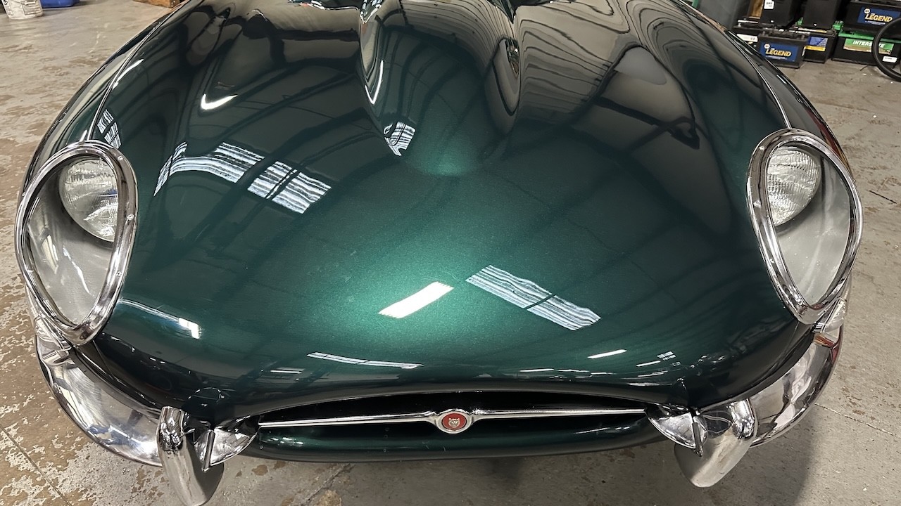 Jaguar-E-Type-1965-COUPE-8