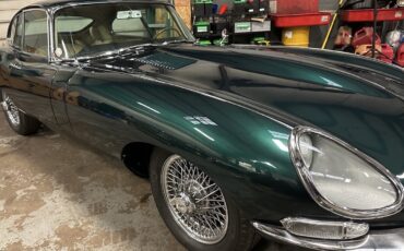 Jaguar-E-Type-1965-COUPE-9