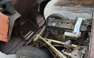 Jaguar-E-Type-1968-Convertible-10