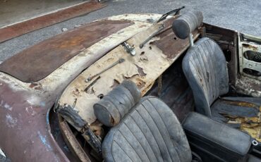 Jaguar-E-Type-1968-Convertible-5