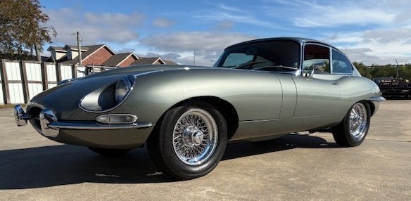 Jaguar-E-Type-1968-Coupe-1