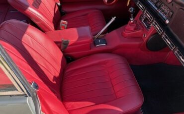Jaguar-E-Type-1968-Coupe-11
