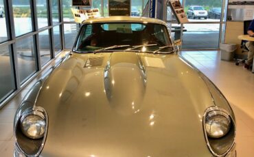 Jaguar-E-Type-1968-Coupe-19