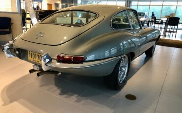 Jaguar-E-Type-1968-Coupe-20