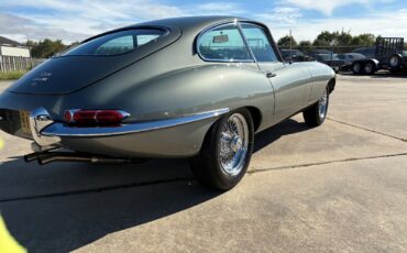 Jaguar-E-Type-1968-Coupe