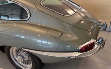 Jaguar-E-Type-1968-Coupe-5