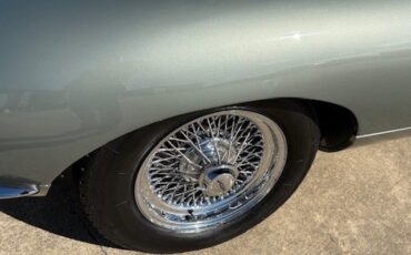 Jaguar-E-Type-1968-Coupe-7