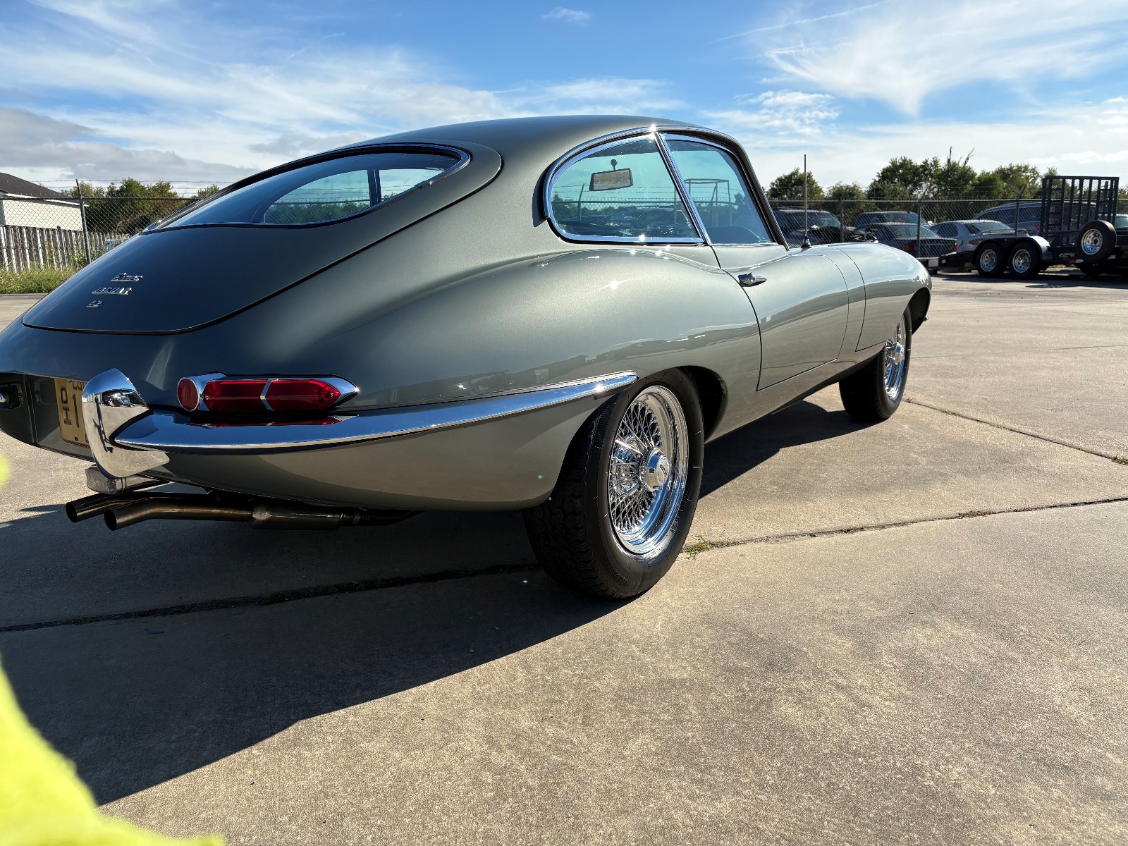 Jaguar-E-Type-1968-Coupe