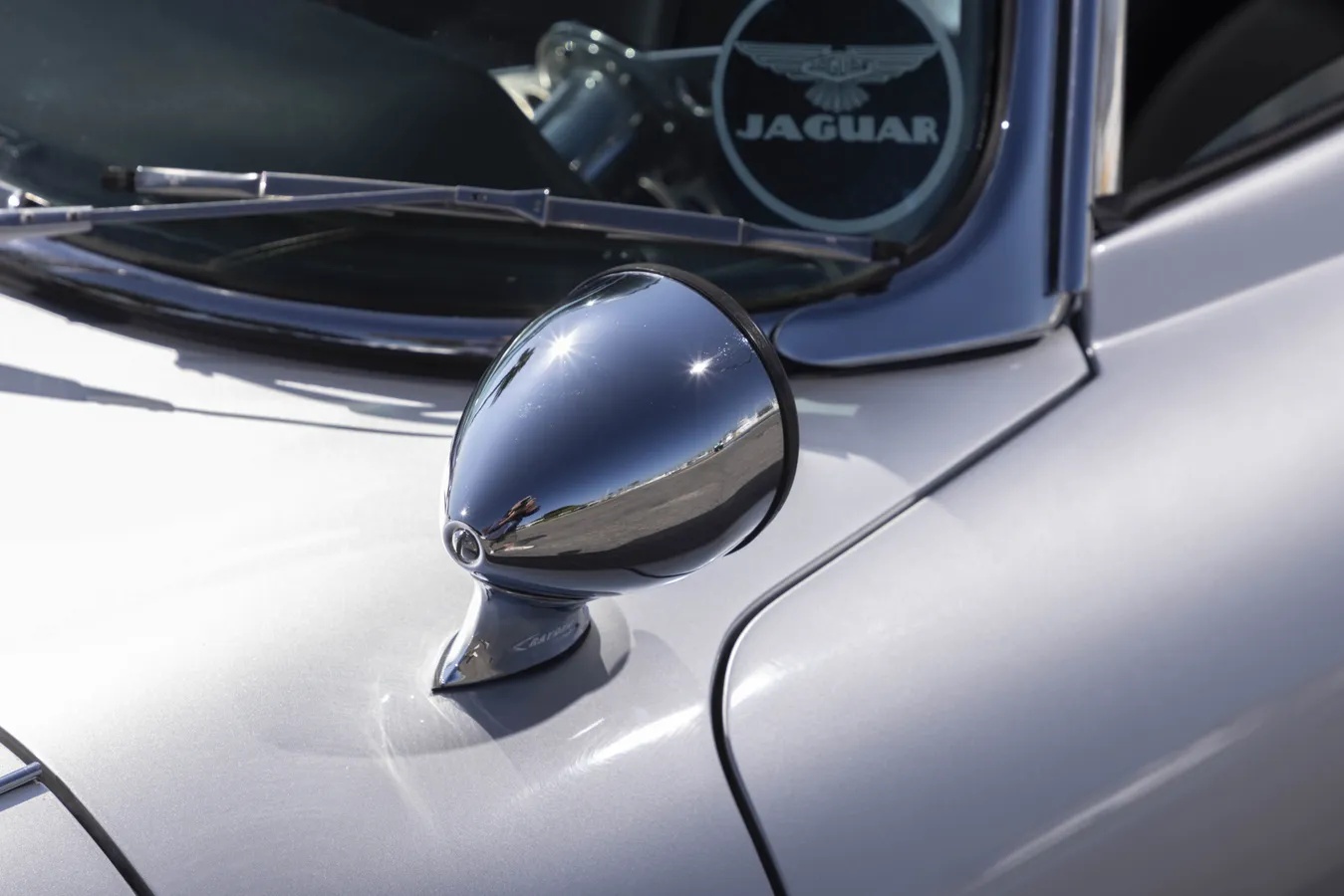 Jaguar-E-type-xke-1962-Silver-Black-11