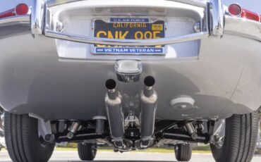 Jaguar-E-type-xke-1962-Silver-Black-7