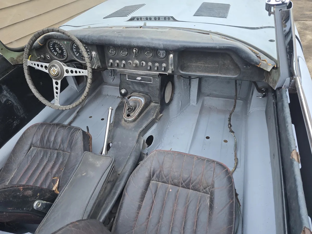 Jaguar-E-type-xke-1967-18