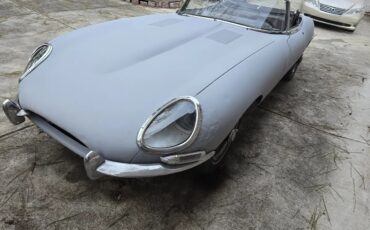 Jaguar-E-type-xke-1967-2