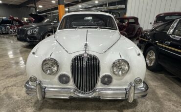 Jaguar-MK-2-1963-3