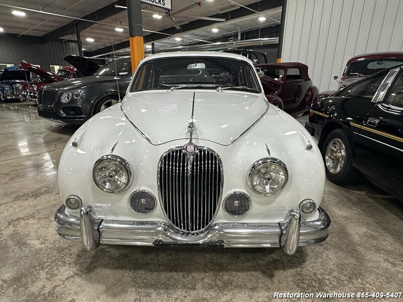 Jaguar-MK-2-1963-3