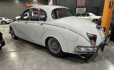 Jaguar-MK-2-1963-5