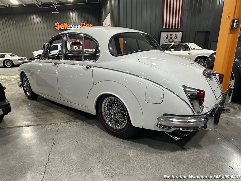 Jaguar-MK-2-1963-5