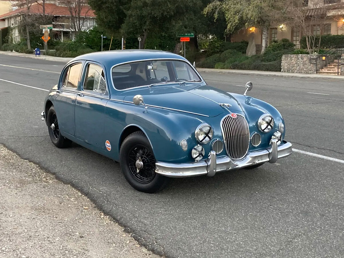 Jaguar-Mark-1-1959-Salloon-1