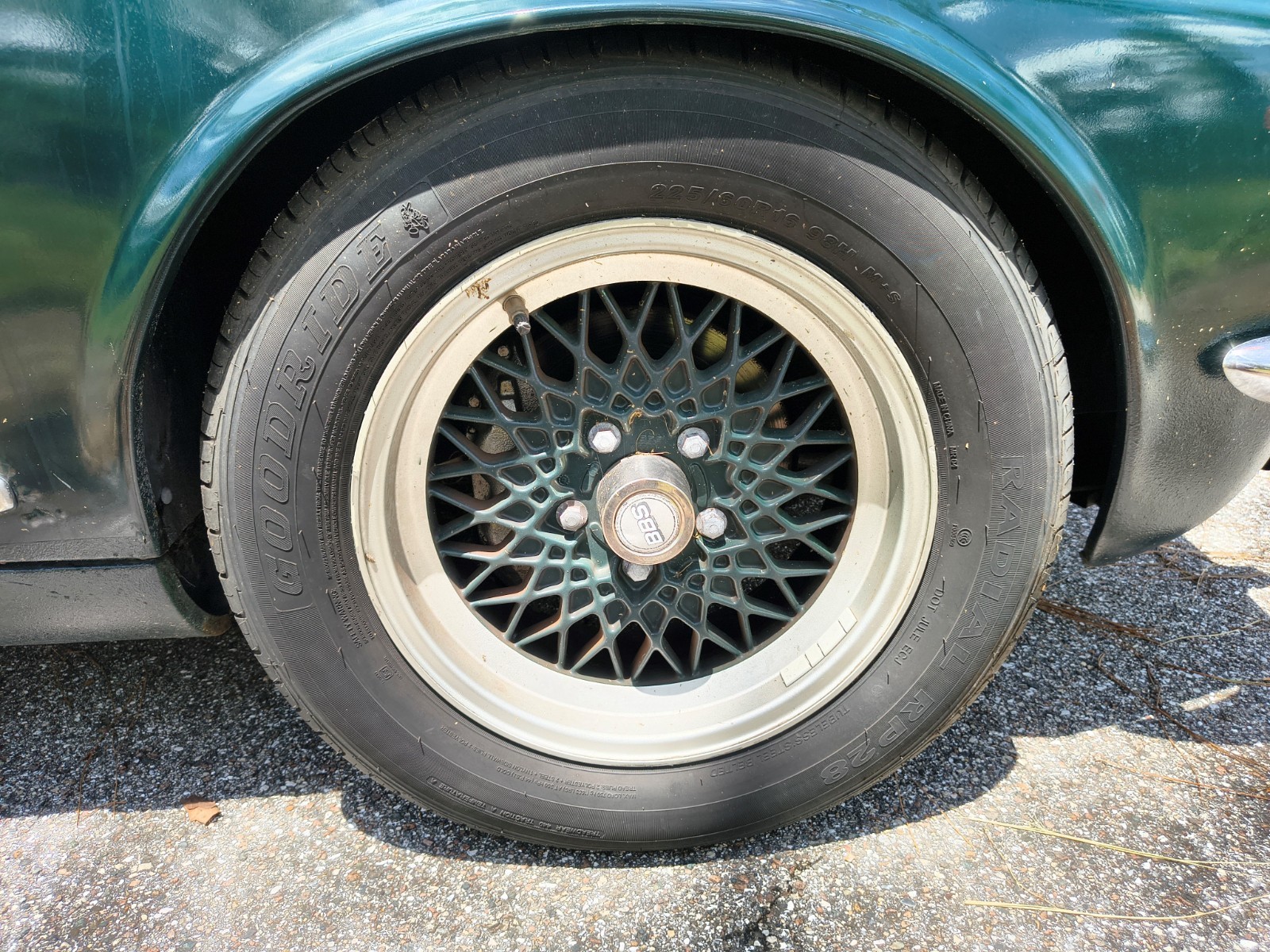 Jaguar-XJ-1983-Sedan-13