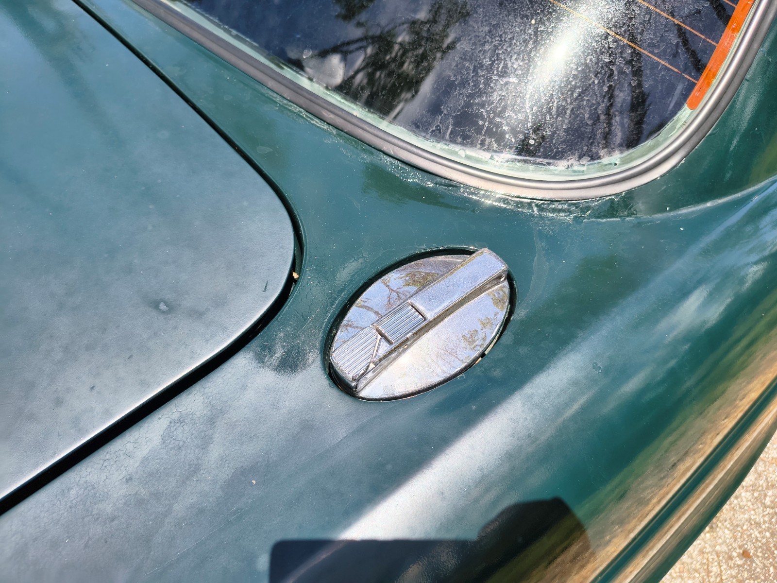 Jaguar-XJ-1983-Sedan-19