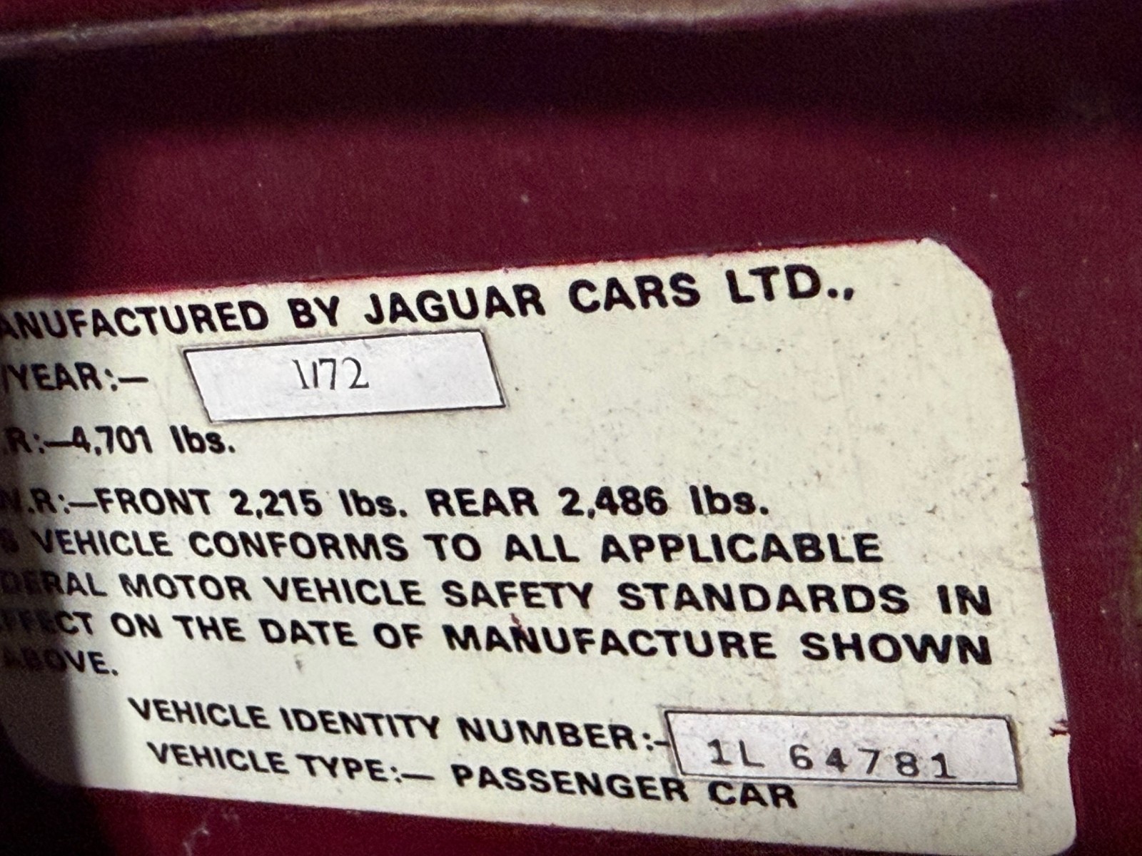 Jaguar-XJ6-1972-Sedan-25