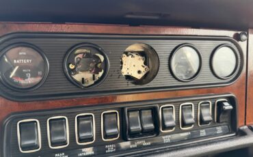 Jaguar-XJ6-1972-Sedan-26